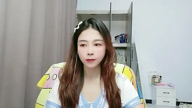 Snapshot of xiaoxiaohong030 chatting on June 12, 2:38 pm xiaoxiaohong030 online show from June 12, 2:38 pm
