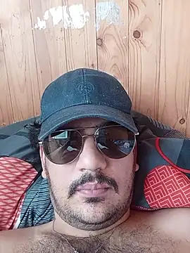 Snapshot of Antonio9866 chatting on June 16, 8:39 am Antonio9866 online show from June 16, 8:39 am