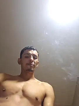 casadocalixaba028 online show from May 14, 2:29 am