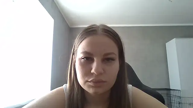 Snapshot of _Linsyy_ee_ chatting on May 5, 9:28 am Linsyy ee online show from May 5, 9:28 am