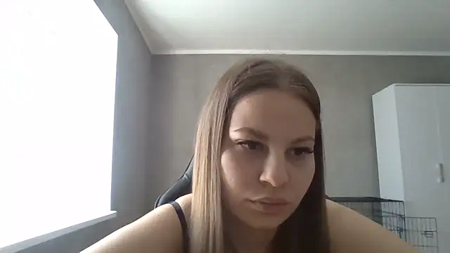 Snapshot of _Linsyy_ee_ chatting on May 12, 9:50 am Linsyy ee online show from May 12, 9:50 am