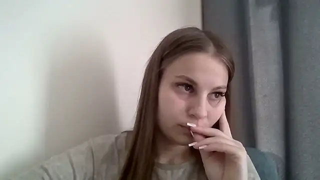 Snapshot of _Linsyy_ee_ chatting on May 19, 9:26 am Linsyy ee online show from May 19, 9:26 am