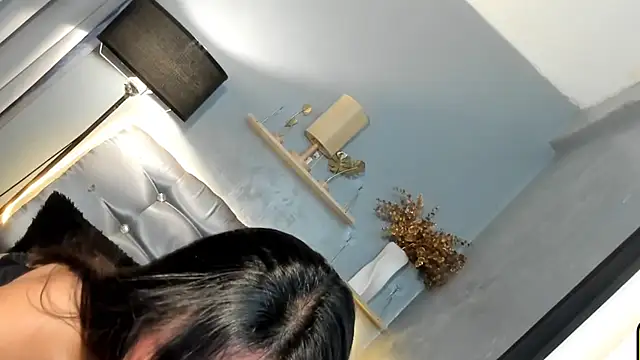 twerkitlike twinkle online show from May 12, 5:48 am