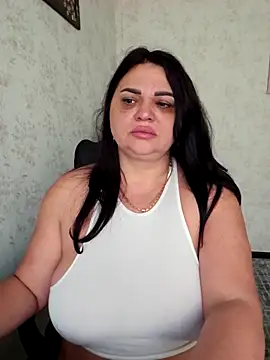 Snapshot of -CUTE-EVVIL- chatting on May 19, 5:58 am -CUTE-EVVIL- online show from May 19, 5:58 am