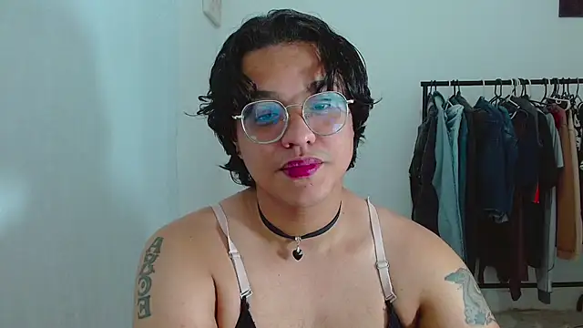 Diane exotic online show from May 24, 10:37 pm