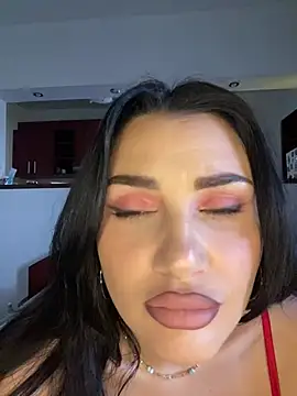AylaSparkk online show from July 25, 2:14 pm