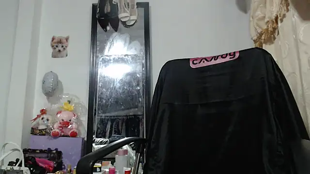 Snapshot of nadia__abaud chatting on June 3, 1:41 am nadia abaud online show from June 3, 1:41 am
