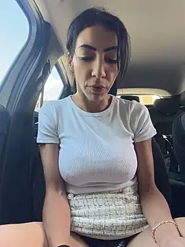 Yasmiinee online show from May 1, 10:53 am