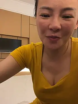 Snapshot of Meimei-bb chatting on June 12, 1:21 pm Meimei-bb online show from June 12, 1:21 pm