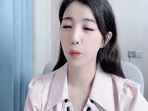 amy-6668 online show from April 28, 2:21 am