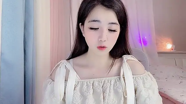 amy-6668 online show from May 28, 6:10 am