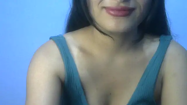 Snapshot of sharmeeli_sima chatting on May 19, 5:25 am sharmeeli sima online show from May 19, 5:25 am