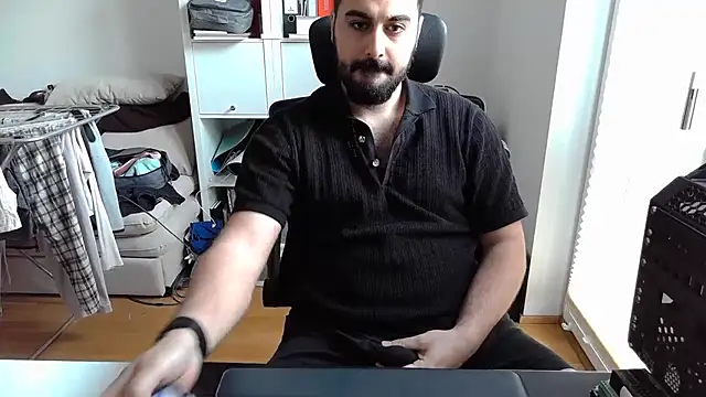 Voyagercam online show from April 26, 5:21 pm