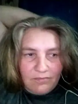 Snapshot of IrisMaris37 chatting on June 10, 9:19 am IrisMaris37 online show from June 10, 9:19 am