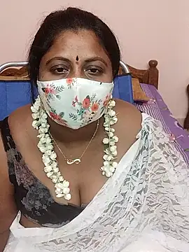 Snapshot of telugu_Geetha40 chatting on May 6, 7:02 am telugu Geetha40 online show from May 6, 7:02 am