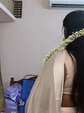 Snapshot of telugu_Geetha40 chatting on May 9, 8:41 am telugu Geetha40 online show from May 9, 8:41 am
