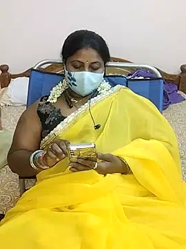 Snapshot of telugu_Geetha40 chatting on May 18, 8:31 am telugu Geetha40 online show from May 18, 8:31 am