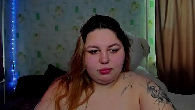 Snapshot of LillyHaigh chatting on May 5, 12:35 pm LillyHaigh online show from May 5, 12:35 pm