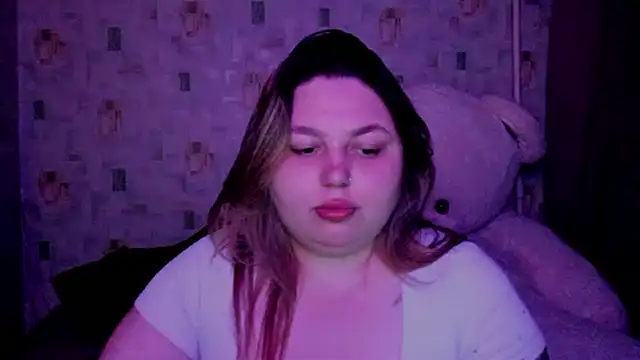 Snapshot of LillyHaigh chatting on May 19, 7:09 pm LillyHaigh online show from May 19, 7:09 pm