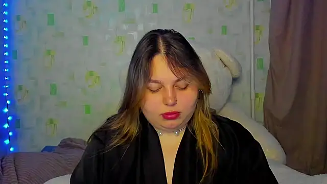 Snapshot of LillyHaigh chatting on June 4, 6:03 pm LillyHaigh online show from June 4, 6:03 pm
