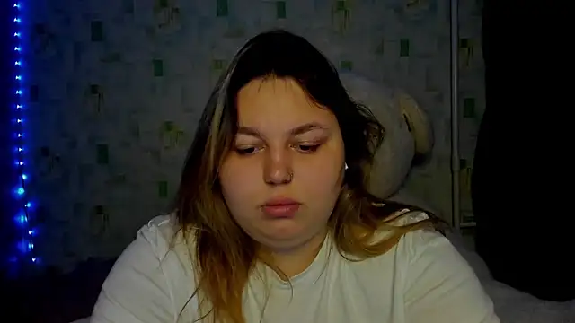 Snapshot of LillyHaigh chatting on June 11, 7:23 pm LillyHaigh online show from June 11, 7:23 pm