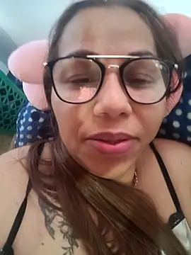 Ladymilf12 online show from July 6, 3:03 pm