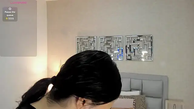 Snapshot of sofia__thompson chatting on May 16, 12:18 am sofia thompson online show from May 16, 12:18 am