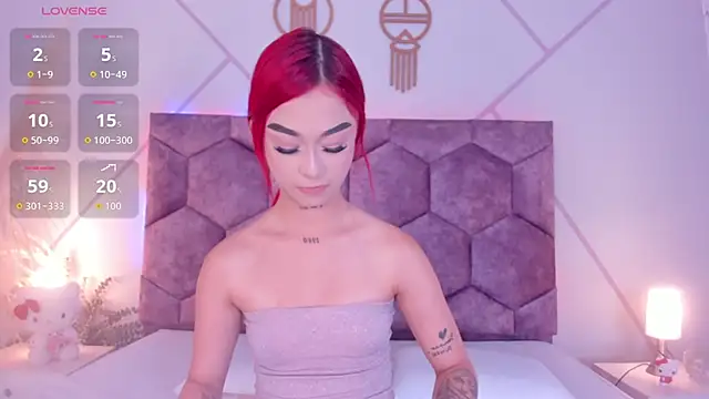 Snapshot of _bella_rossee_ chatting on May 14, 8:26 pm bella rossee online show from May 14, 8:26 pm