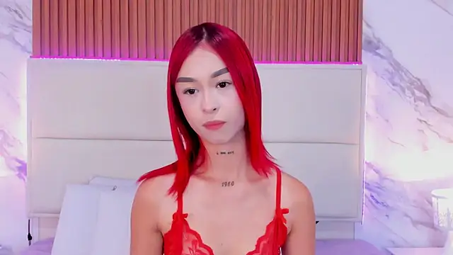 Snapshot of _bella_rossee_ chatting on June 24, 5:17 am bella rossee online show from June 24, 5:17 am