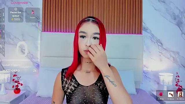 Snapshot of _bella_rossee_ chatting on July 22, 4:37 am bella rossee online show from July 22, 4:37 am