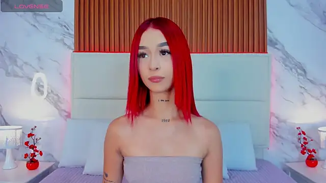 Snapshot of _bella_rossee_ chatting on July 31, 4:23 am bella rossee online show from July 31, 4:23 am