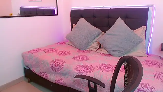 Meliissa xxxx online show from May 31, 3:08 pm