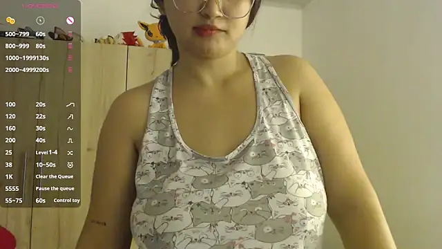 Snapshot of Lily____ chatting on July 31, 10:42 pm Lily online show from July 31, 10:42 pm