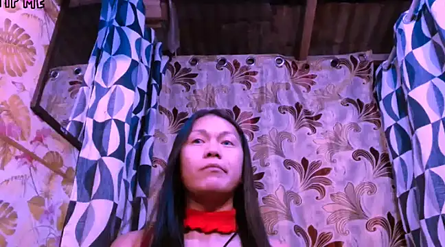 Snapshot of TSjuicyhotdrops chatting on March 2, 4:42 pm TSjuicyhotdrops online show from March 2, 4:42 pm