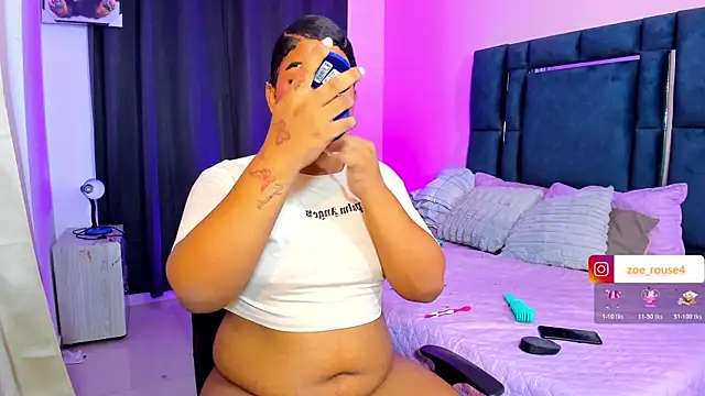zoee rose online show from July 10, 5:12 am