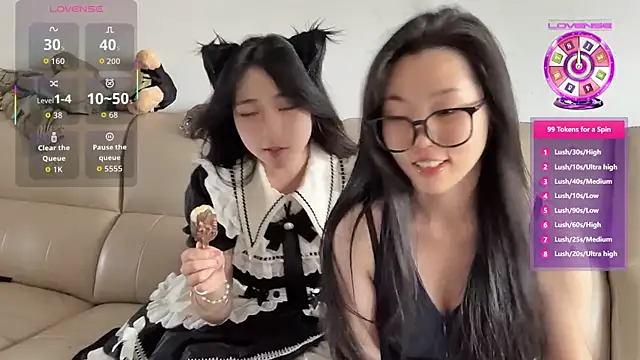 Snapshot of XIAOnaimao-001 chatting on June 20, 8:17 am XIAOnaimao-001 online show from June 20, 8:17 am