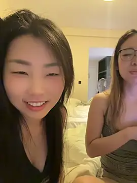 Snapshot of XIAOnaimao-001 chatting on August 6, 12:51 pm XIAOnaimao-001 online show from August 6, 12:51 pm