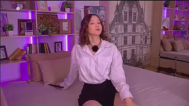 Aria Alves online show from June 12, 4:28 pm