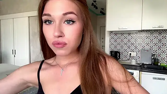 NamiRedhead online show from May 6, 10:09 am