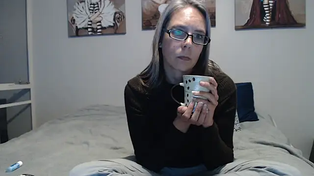 blondiesin50 online show from June 21, 4:48 am