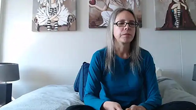 blondiesin50 online show from July 8, 8:30 am
