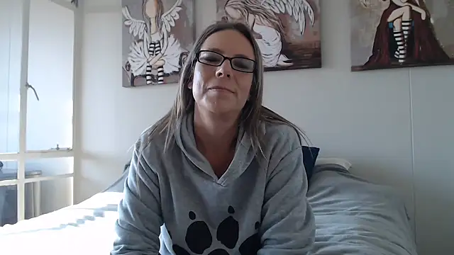 blondiesin50 online show from July 14, 7:13 am