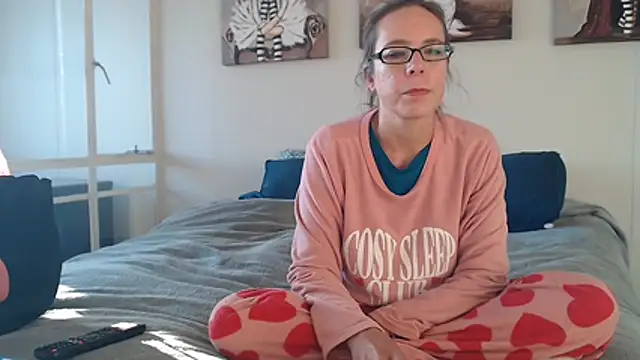 blondiesin50 online show from August 5, 5:32 am