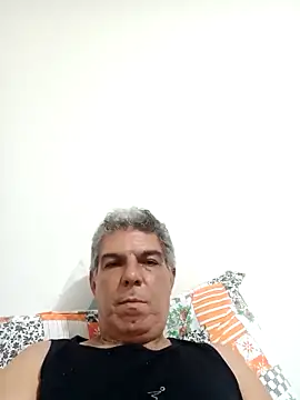 Pgross1 online show from April 26, 9:56 pm