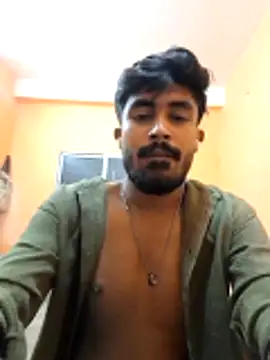 Snapshot of Dick_dude28 chatting on May 13, 5:21 pm Dick dude28 online show from May 13, 5:21 pm