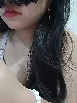 Snapshot of silkyhairs chatting on June 15, 1:46 pm silkyhairs online show from June 15, 1:46 pm