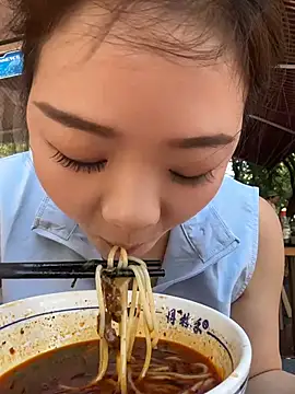 xiaochengzi505 online show from July 22, 1:41 am