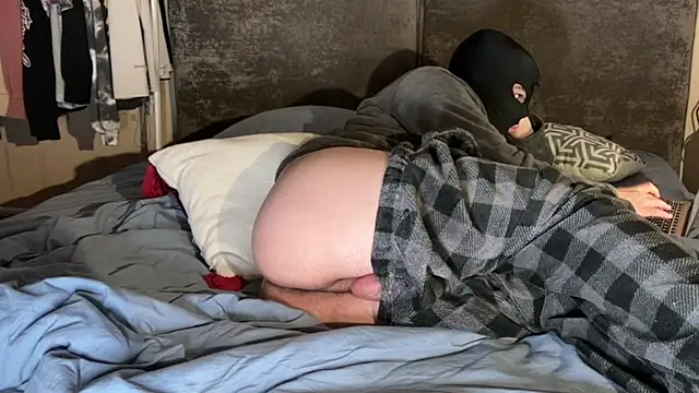 boyslovedicks online show from May 4, 2:57 pm