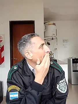 Snapshot of Alejandro83bsf chatting on June 11, 3:10 pm Alejandro83bsf online show from June 11, 3:10 pm