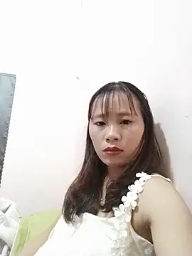 Snapshot of -Natina- chatting on June 12, 4:33 am -Natina- online show from June 12, 4:33 am